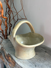 Load image into Gallery viewer, Vintage earthenware, Hillstonia basket, mid-century rustic pottery
